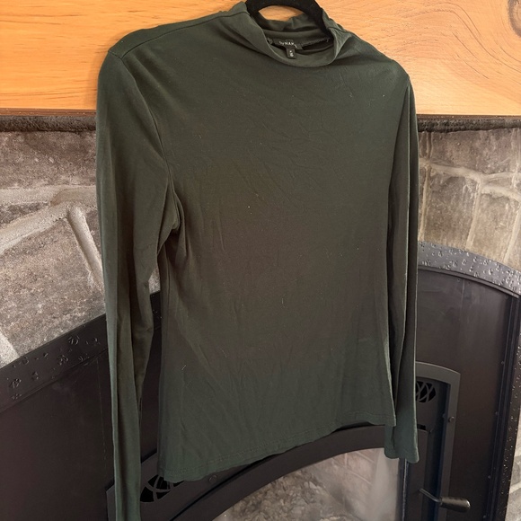 Forest Green Long Sleeve Turtleneck – Classic Essential - Picture 1 of 2